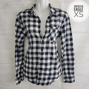 XS American Eagle Black White Flannel Shirt Top